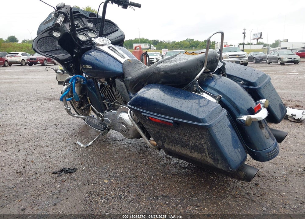 2016 HARLEY-DAVIDSON FLTRXS ROAD GLIDE SPECIAL VIN: 1HD1KTM16GB617371