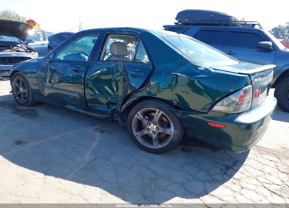 2002 LEXUS IS 300 VIN: JTHBD192920056785