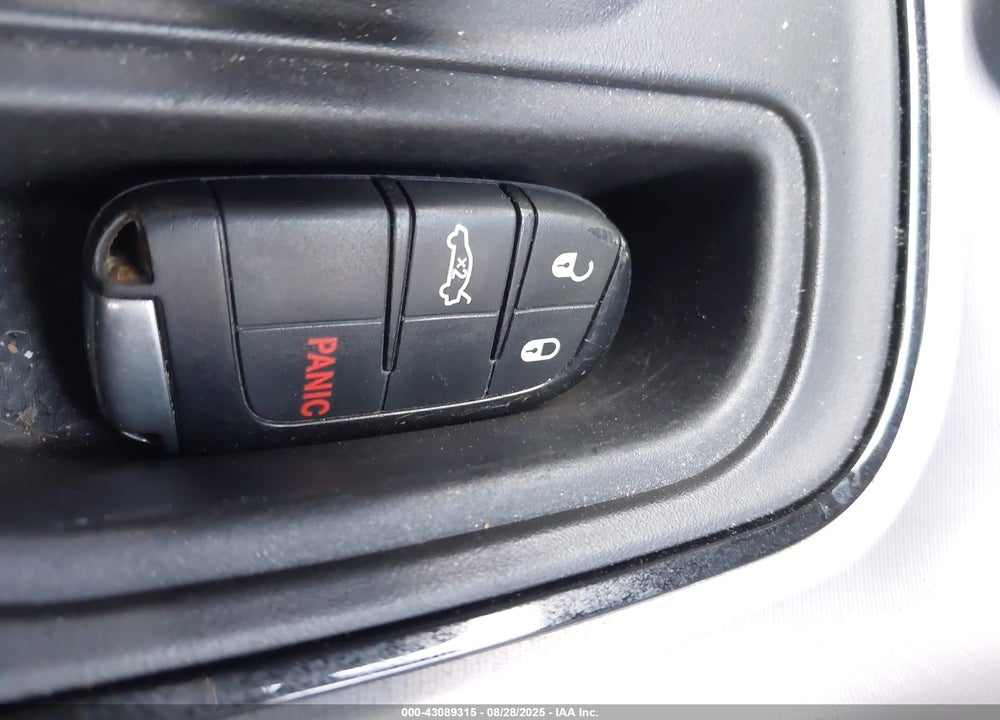2019 DODGE CHALLENGER VIN: 2C3CDZAG1KH505887