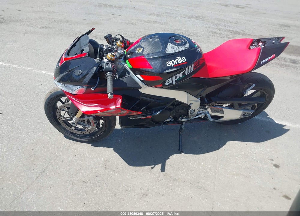 2022 APRILIA RSV4 1100 FACTORY VIN: ZD4KYUB06NS000493