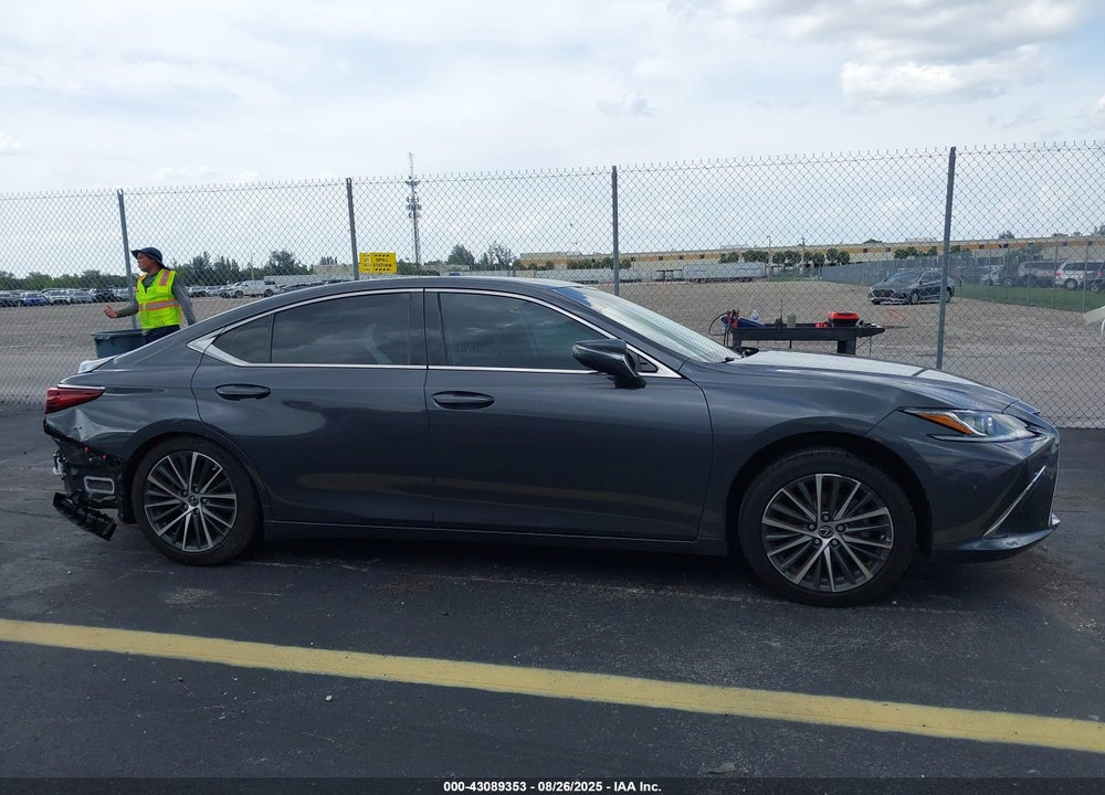 2022 LEXUS ES 350 VIN: 58ADZ1B11NU132207
