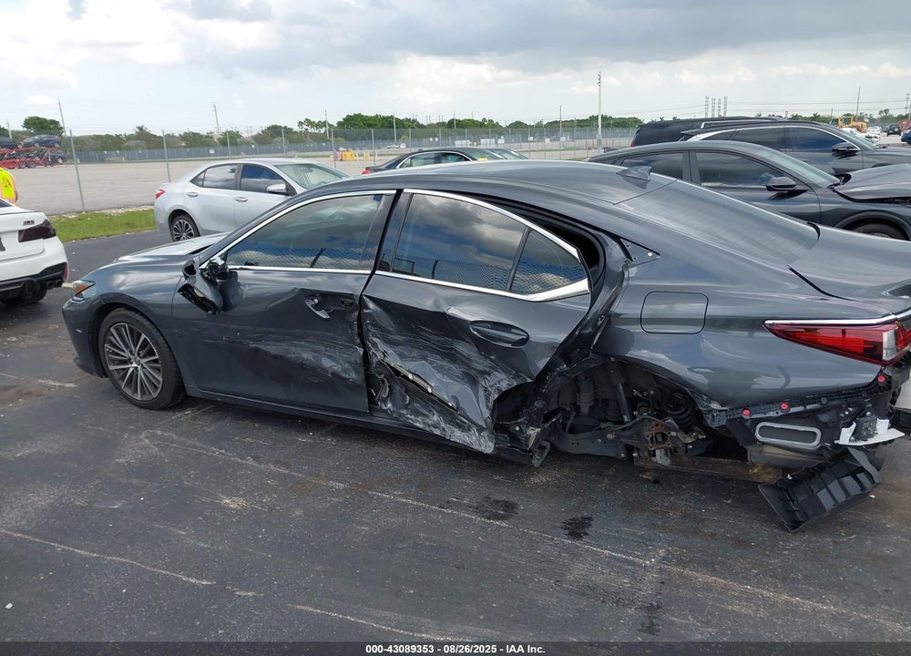 2022 LEXUS ES 350 VIN: 58ADZ1B11NU132207