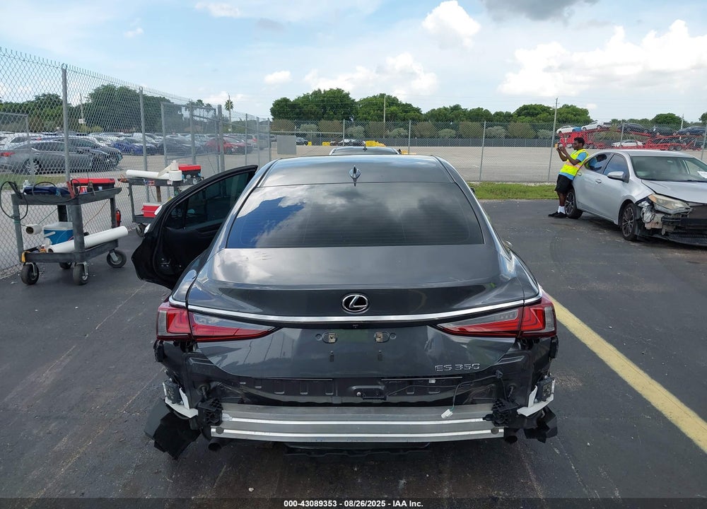 2022 LEXUS ES 350 VIN: 58ADZ1B11NU132207