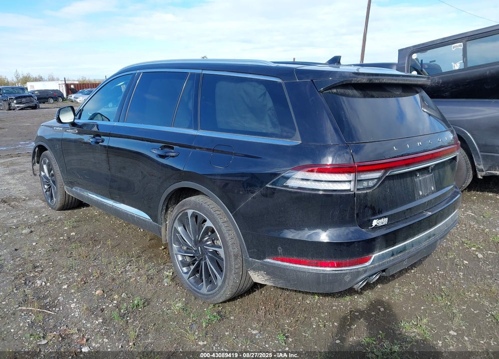 2023 LINCOLN AVIATOR RESERVE VIN: 5LM5J7XC5PGL10697