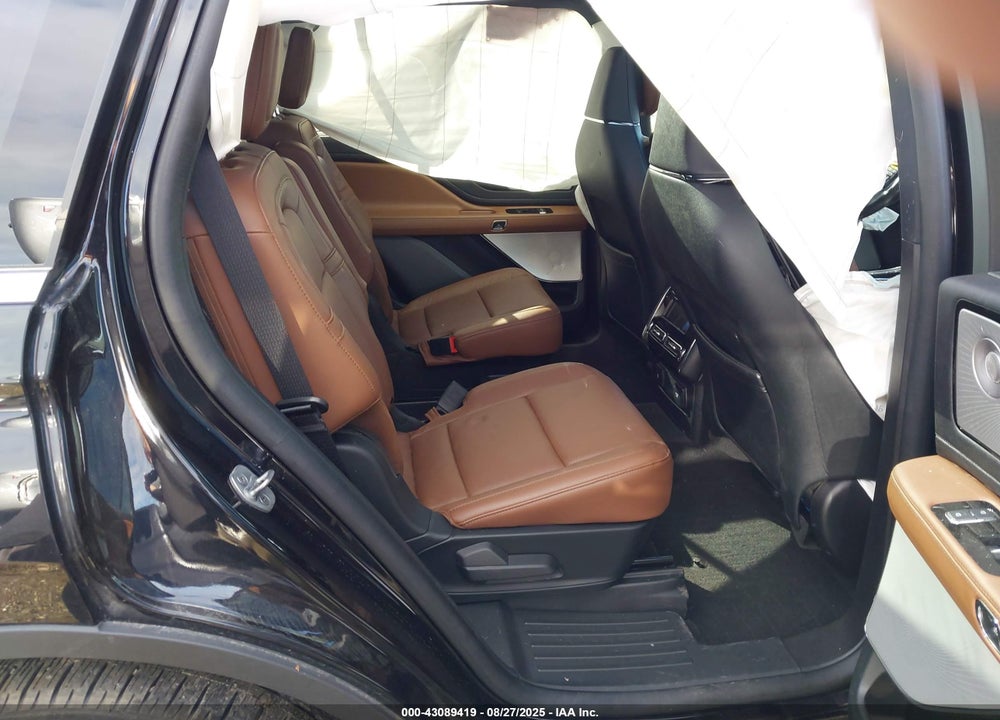 2023 LINCOLN AVIATOR RESERVE VIN: 5LM5J7XC5PGL10697