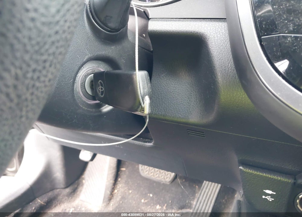2019 TOYOTA CAMRY VIN: 4T1B11HK3KU809971