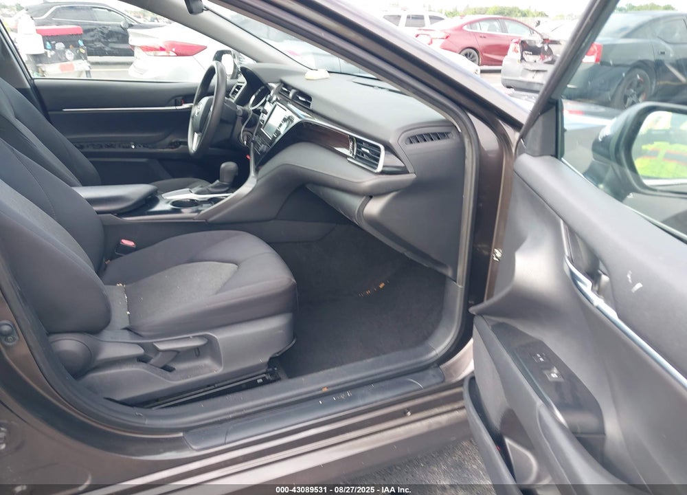 2019 TOYOTA CAMRY VIN: 4T1B11HK3KU809971