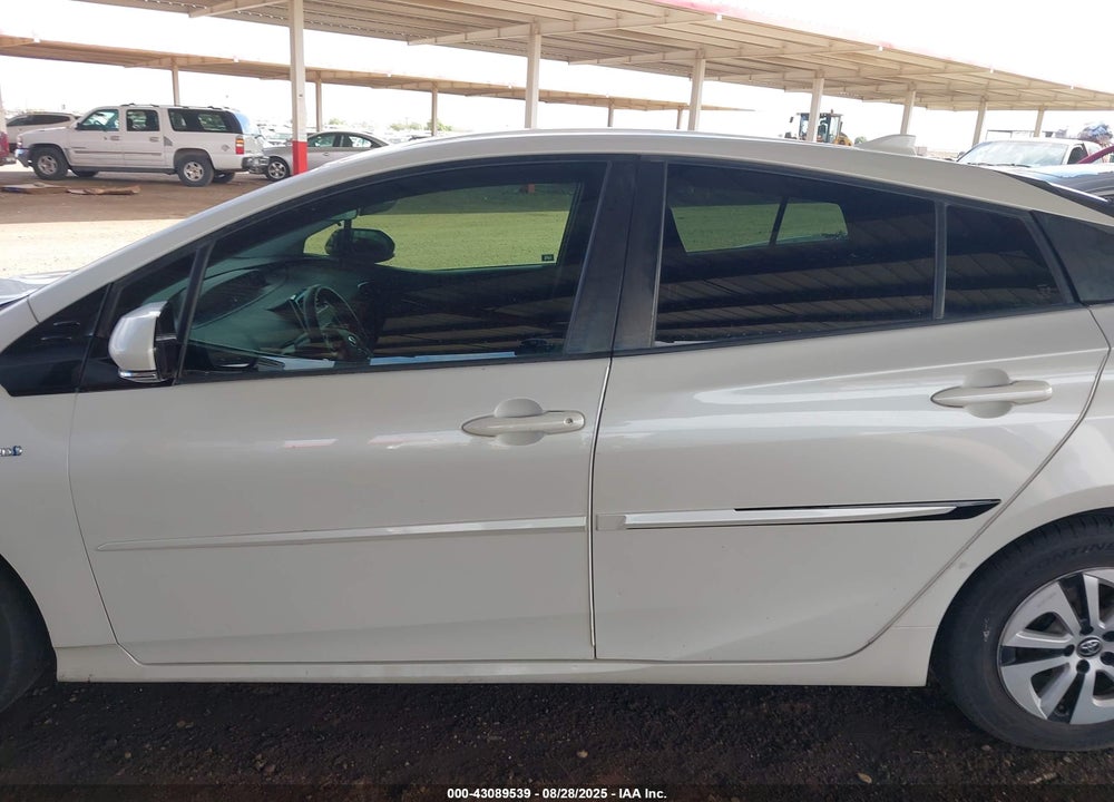 2017 TOYOTA PRIUS VIN: JTDKARFU3H3042466