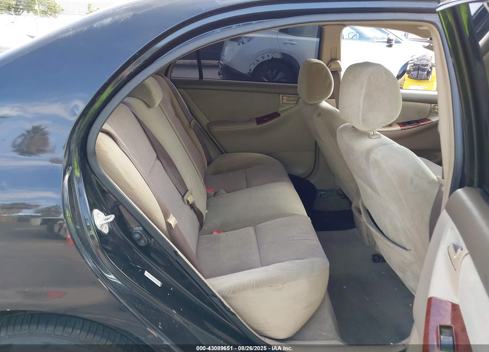 2007 TOYOTA COROLLA LE VIN: 1NXBR32E37Z900463