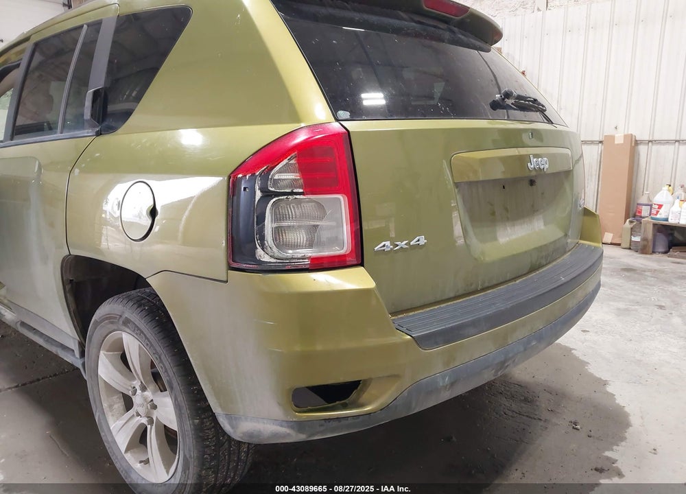 2012 JEEP COMPASS VIN: 1C4NJDEB2CD637523