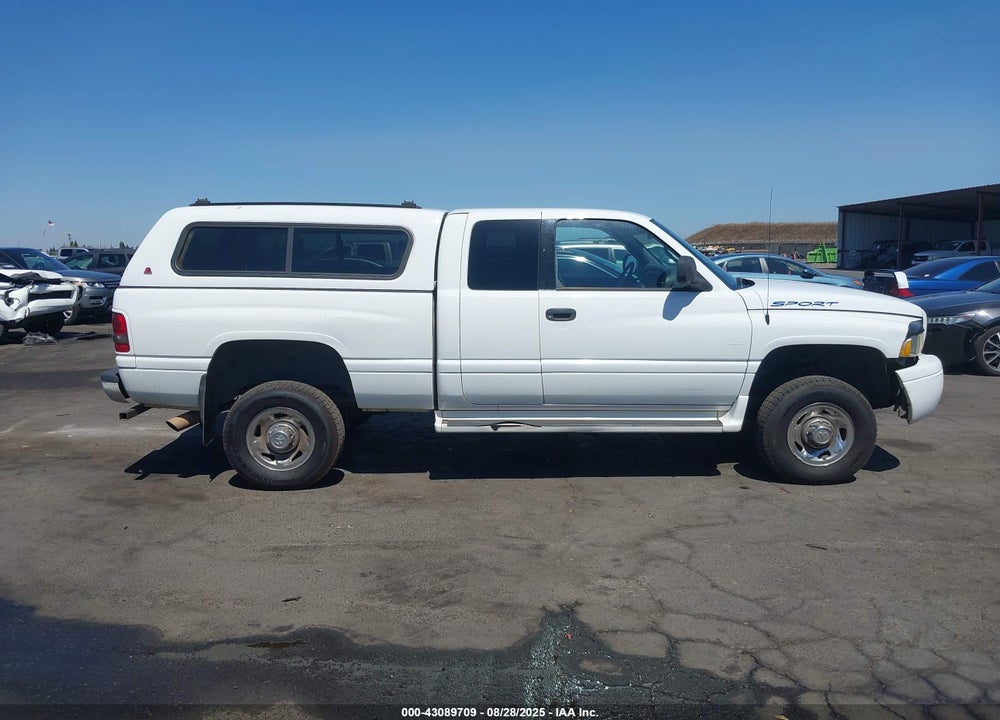 1999 DODGE RAM 2500 VIN: 3B7KF2364XG179555
