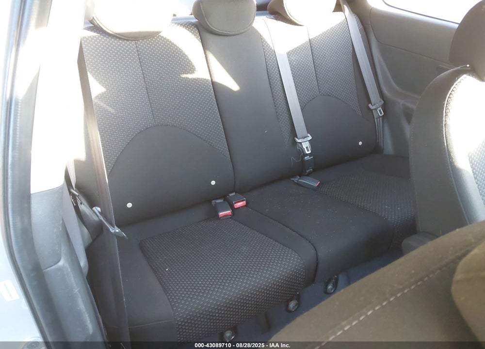 2008 HYUNDAI ACCENT VIN: KMHCM36CX8U084025