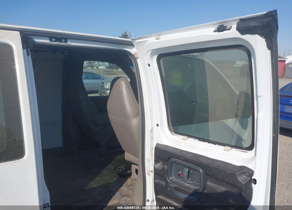 1999 CHEVROLET EXPRESS VIN: 1GCFG25R2X1120721