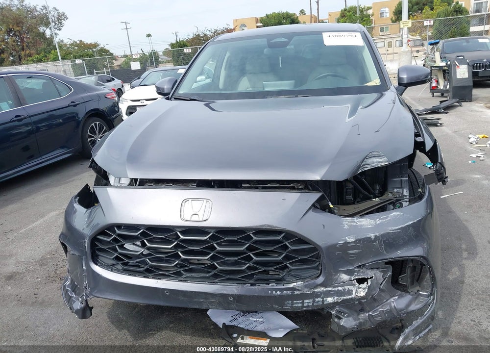 2024 HONDA HR-V AWD LX VIN: 3CZRZ2H32RM766467