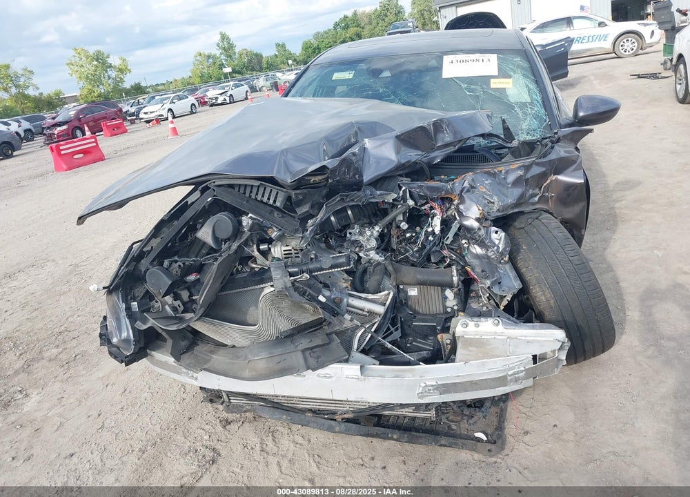 2018 HONDA ACCORD VIN: 1HGCV2F3XJA006946
