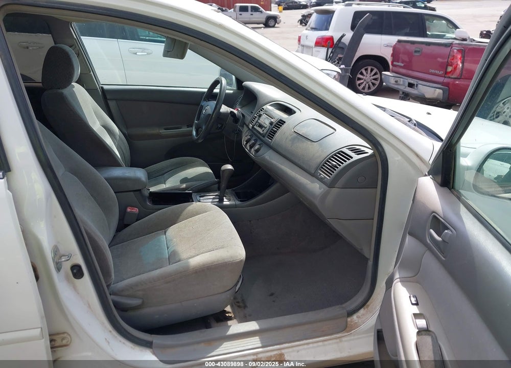 2004 TOYOTA CAMRY LE VIN: 4T1BE32K14U361841