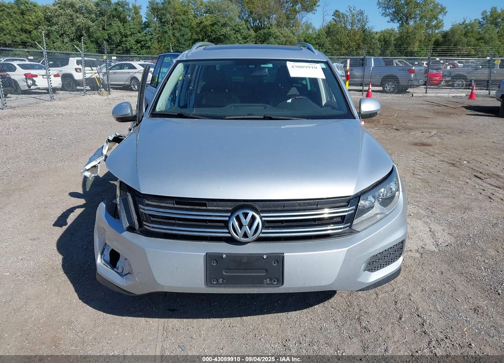2017 VOLKSWAGEN TIGUAN 2.0T WOLFSBURG EDITION VIN: WVGSV7AXXHK018337