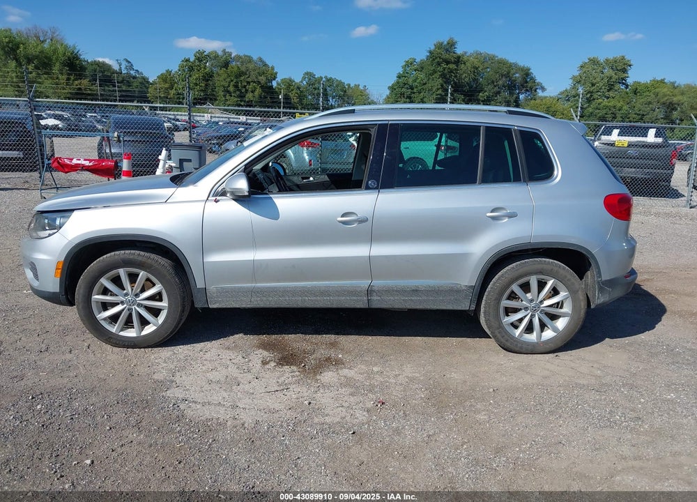 2017 VOLKSWAGEN TIGUAN 2.0T WOLFSBURG EDITION VIN: WVGSV7AXXHK018337