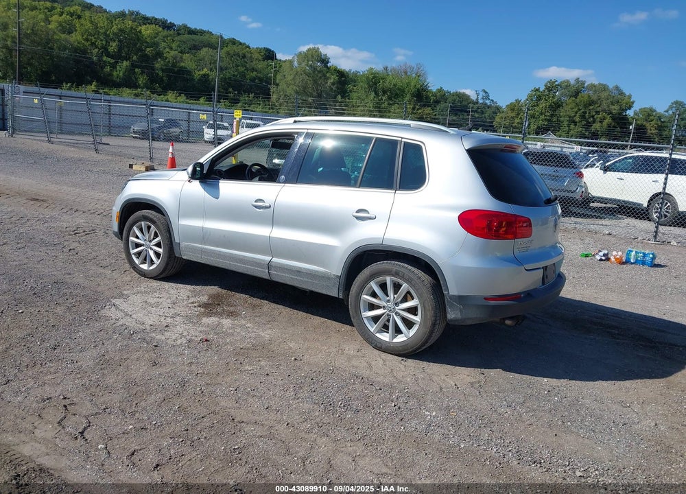 2017 VOLKSWAGEN TIGUAN 2.0T WOLFSBURG EDITION VIN: WVGSV7AXXHK018337