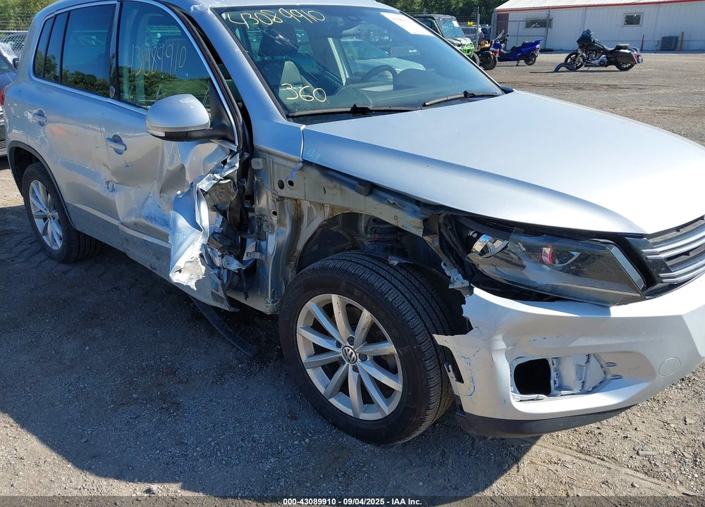 2017 VOLKSWAGEN TIGUAN 2.0T WOLFSBURG EDITION VIN: WVGSV7AXXHK018337