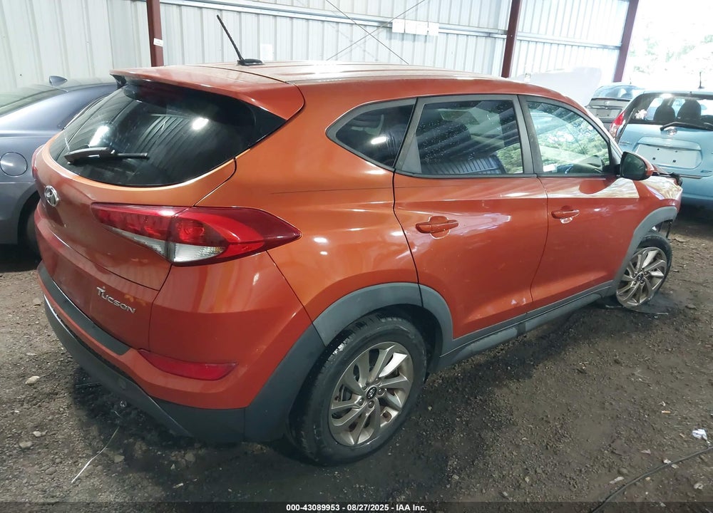 2017 HYUNDAI TUCSON VIN: KM8J23A49HU414234