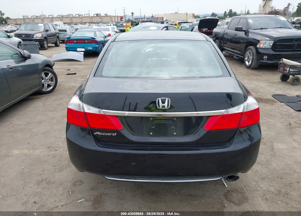 2015 HONDA ACCORD VIN: 1HGCR2F38FA019898