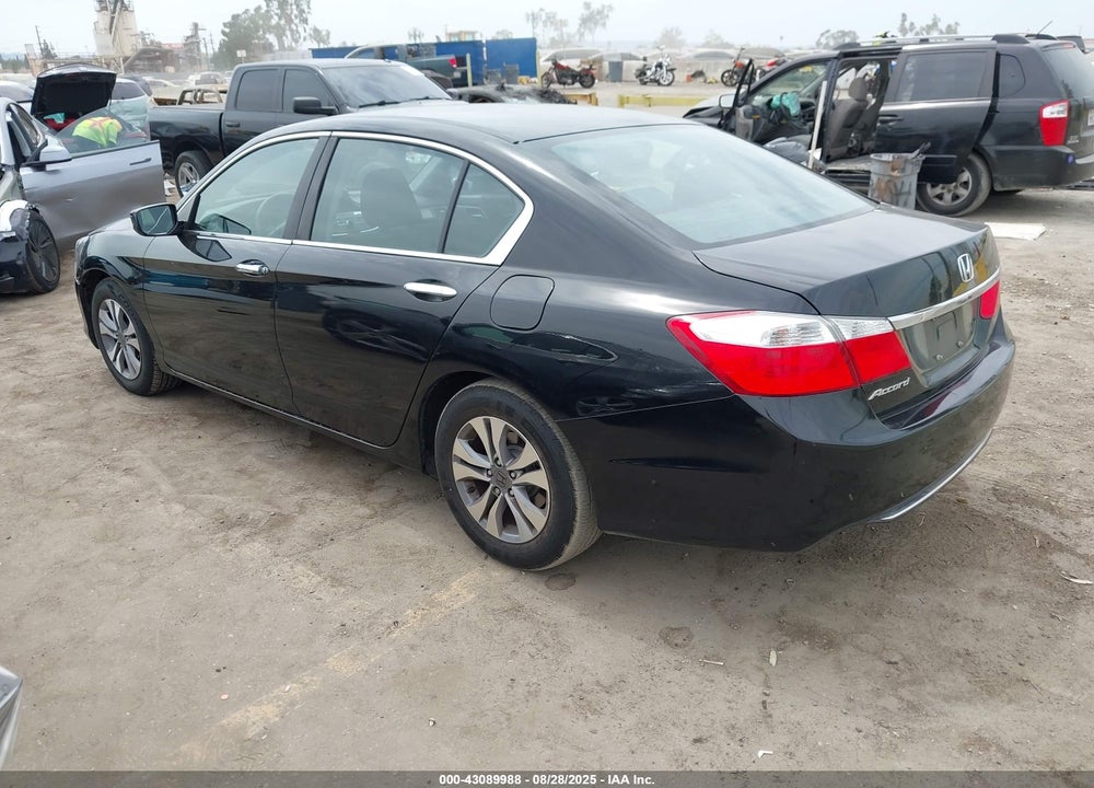 2015 HONDA ACCORD VIN: 1HGCR2F38FA019898