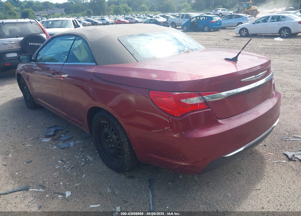 2012 CHRYSLER 200 VIN: 1C3BCBEBXCN284836