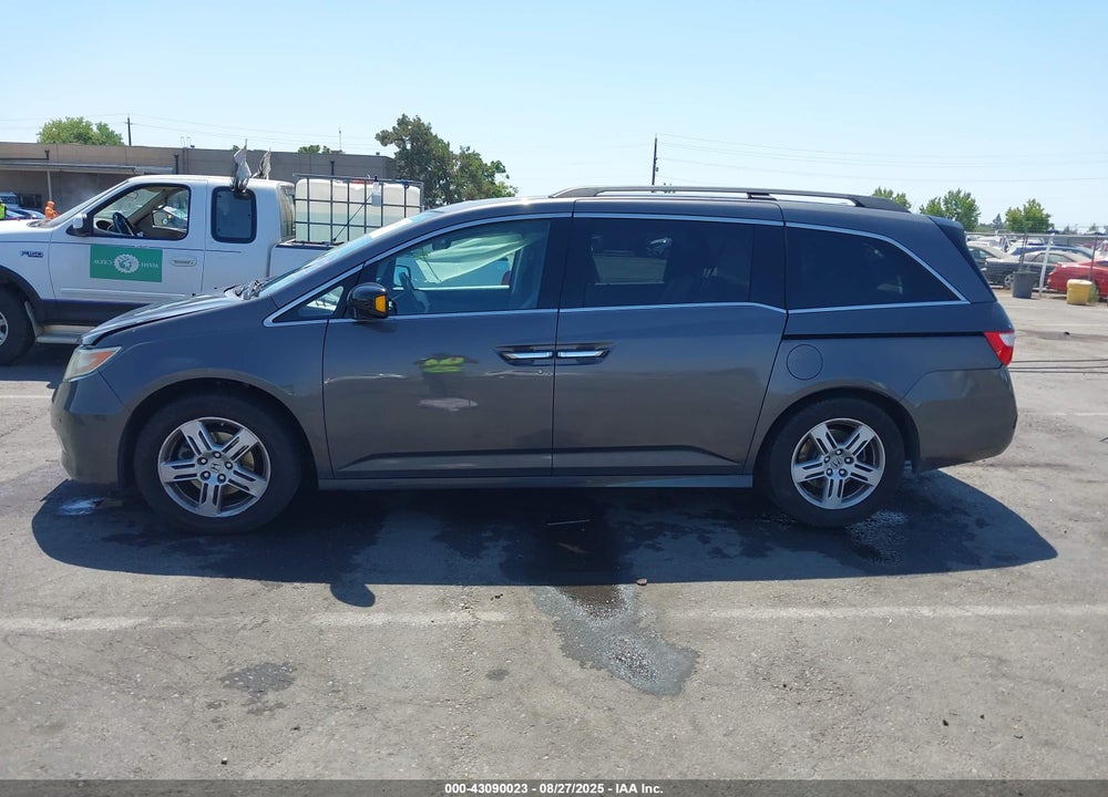 2013 HONDA ODYSSEY TOURING/TOURING ELITE VIN: 5FNRL5H99DB078587