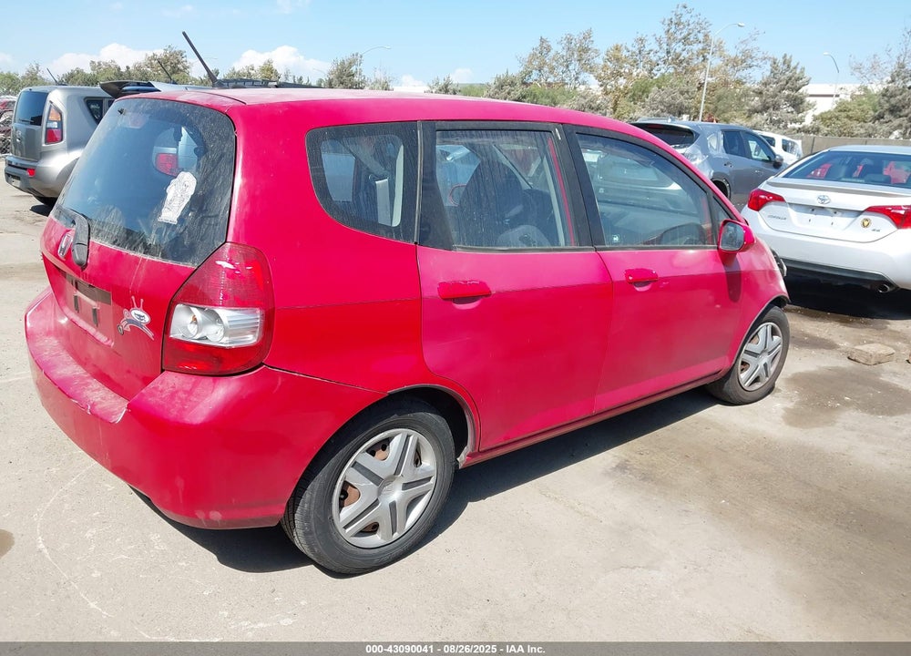 2008 HONDA FIT VIN: JHMGD38468S056390