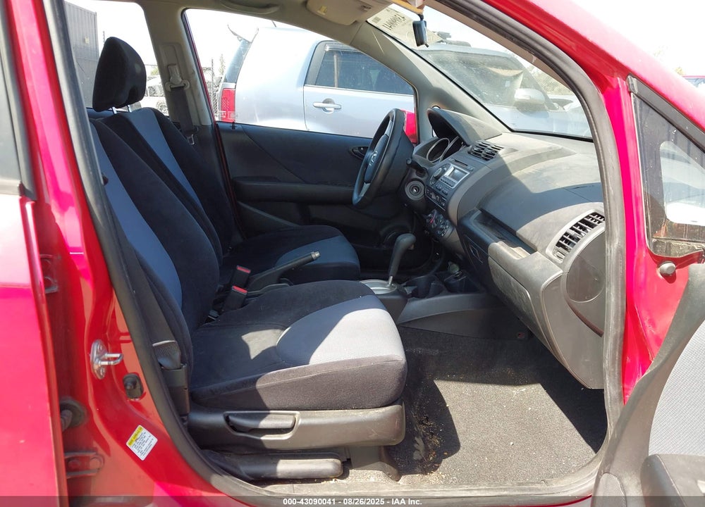 2008 HONDA FIT VIN: JHMGD38468S056390