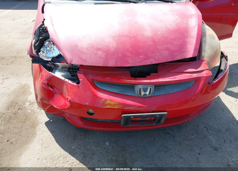 2008 HONDA FIT VIN: JHMGD38468S056390