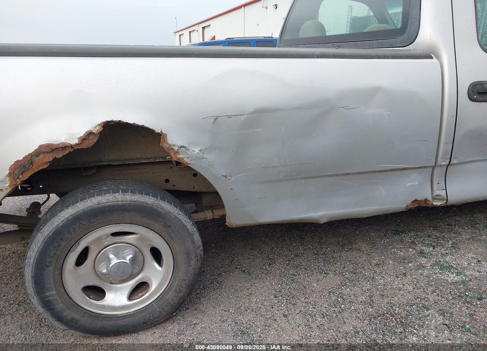 2001 FORD F-150 XL/XLT VIN: 1FTZF17241NA29265