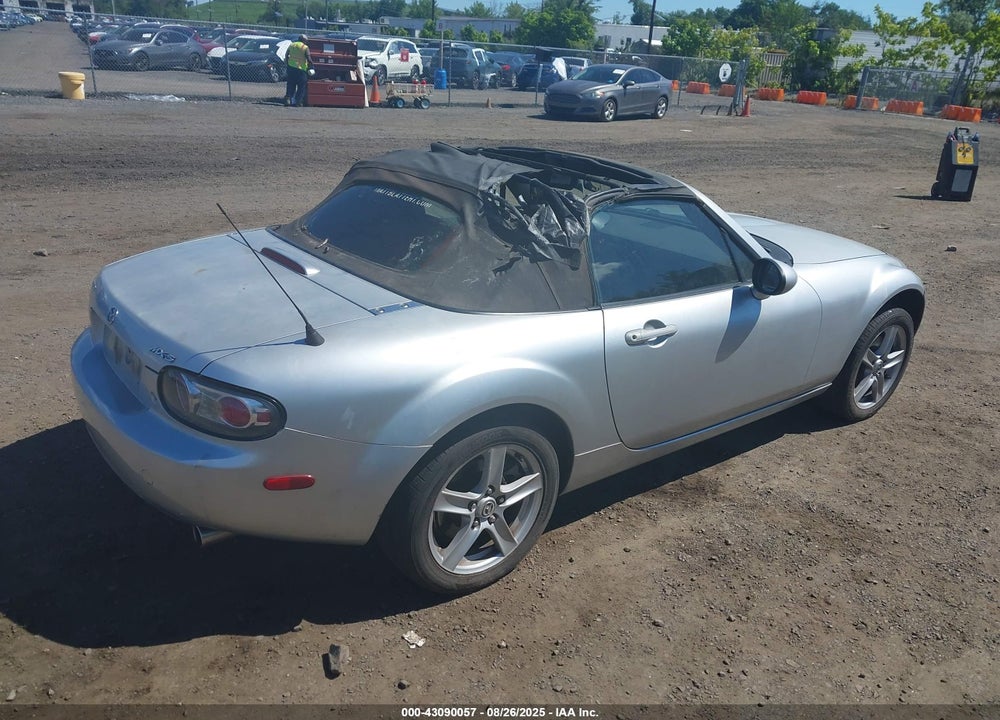 2006 MAZDA MX-5 VIN: JM1NC25F760121462