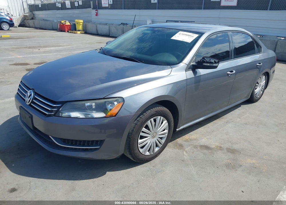 2014 VOLKSWAGEN PASSAT VIN: 1VWAT7A34EC106631