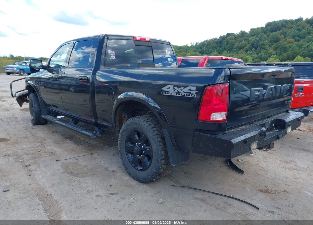 2017 RAM 2500 BIG HORN 4X4 6'4 BOX VIN: 3C6UR5DL0HG748254