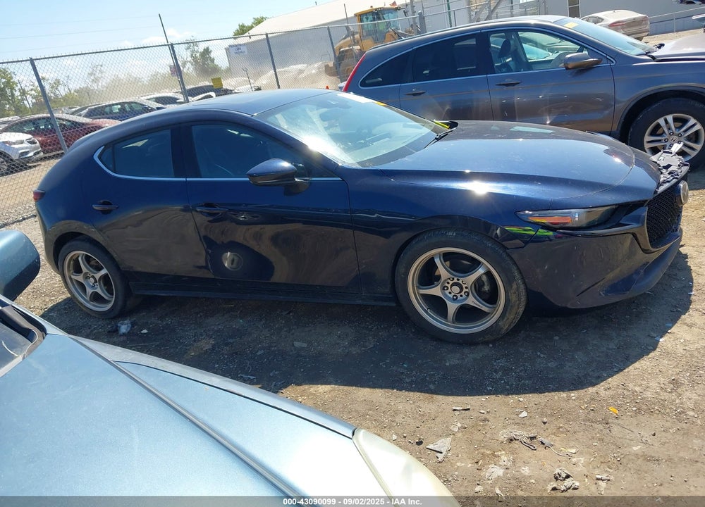 2020 MAZDA 3 VIN: JM1BPANMXL1170242