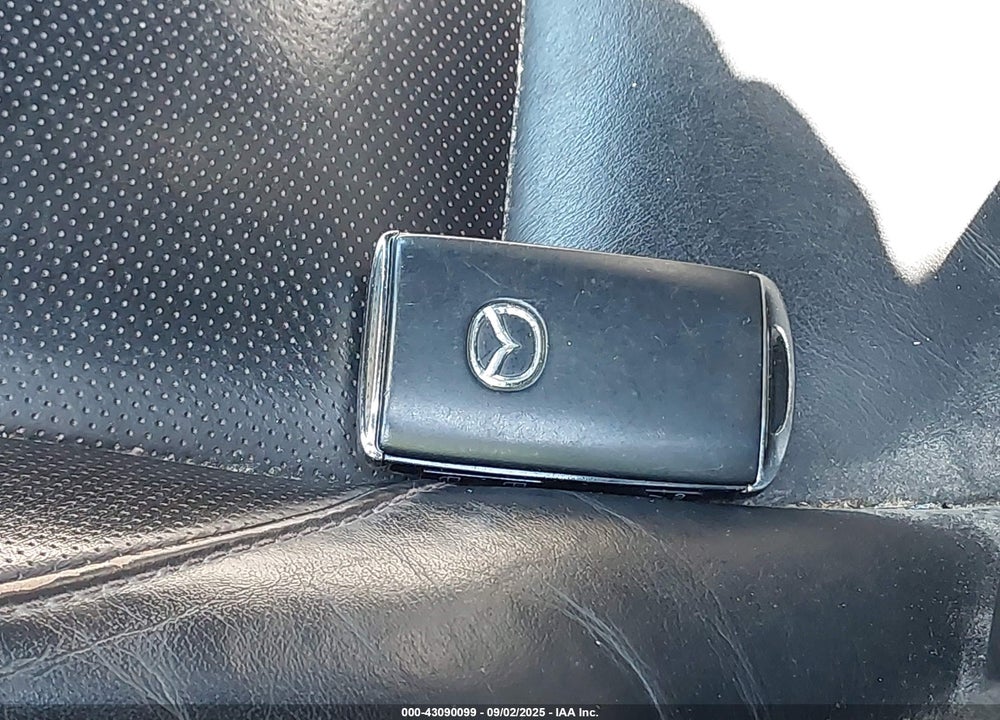 2020 MAZDA 3 VIN: JM1BPANMXL1170242