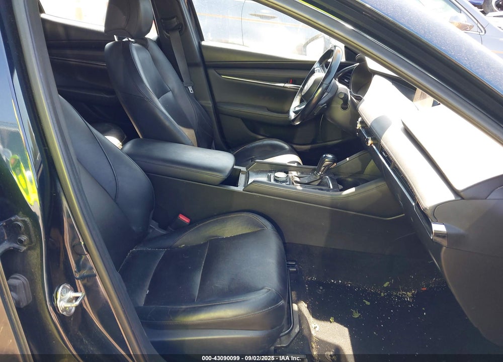 2020 MAZDA 3 VIN: JM1BPANMXL1170242