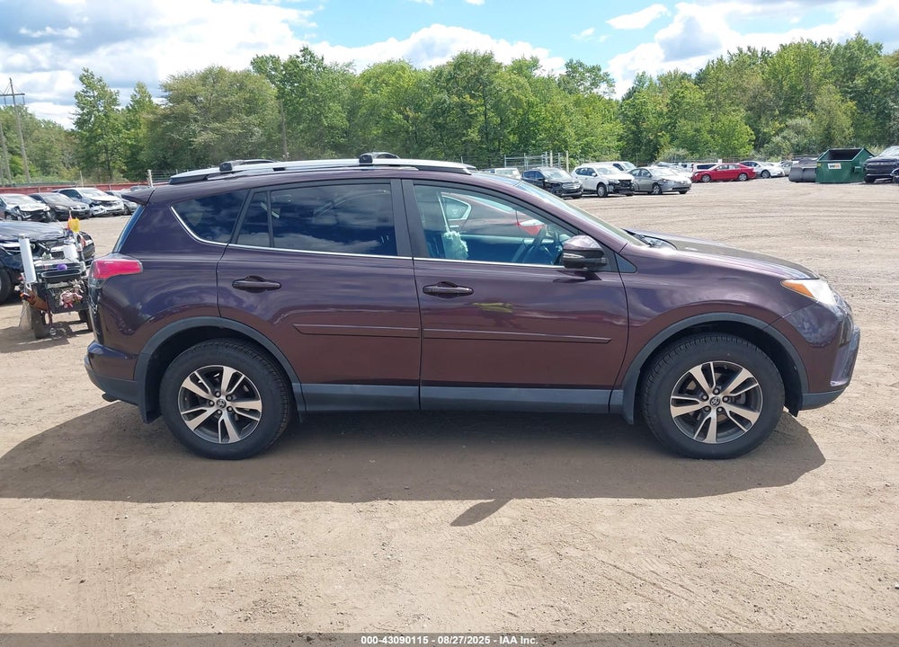 2017 TOYOTA RAV4 VIN: 2T3RFREV1HW575715