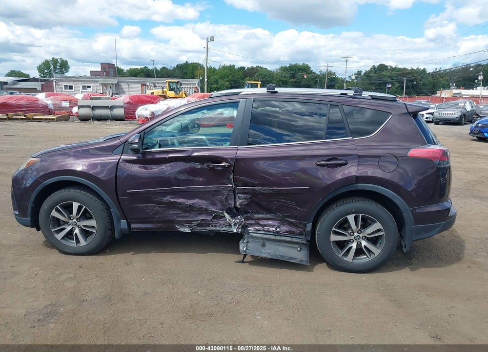 2017 TOYOTA RAV4 VIN: 2T3RFREV1HW575715