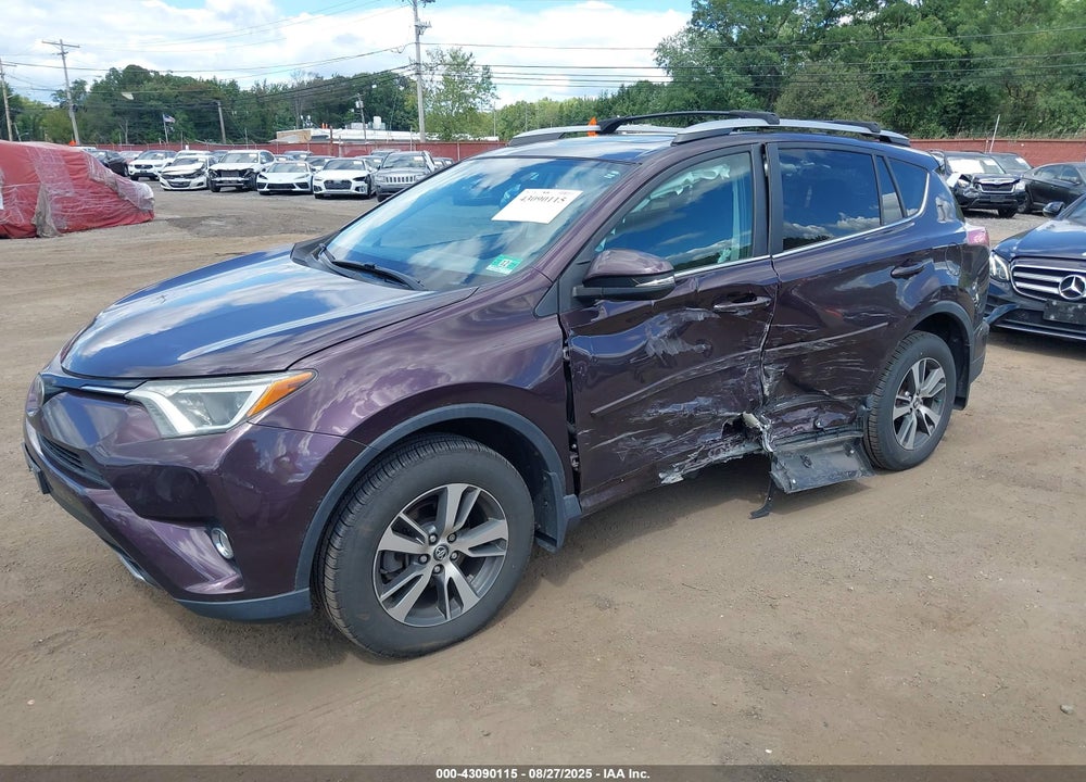 2017 TOYOTA RAV4 VIN: 2T3RFREV1HW575715