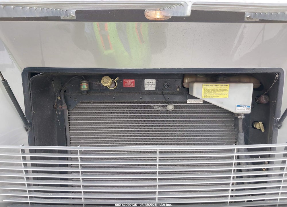 2008 FREIGHTLINER CHASSIS X LINE MOTOR HOME VIN: 4UZACJDT78CZ85893