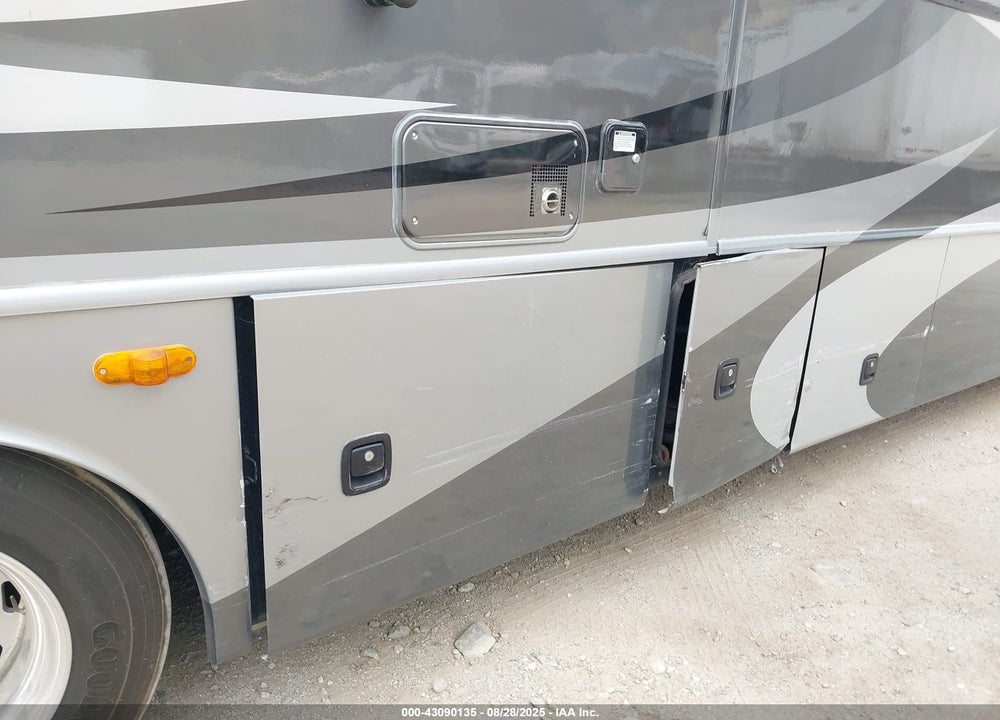 2008 FREIGHTLINER CHASSIS X LINE MOTOR HOME VIN: 4UZACJDT78CZ85893