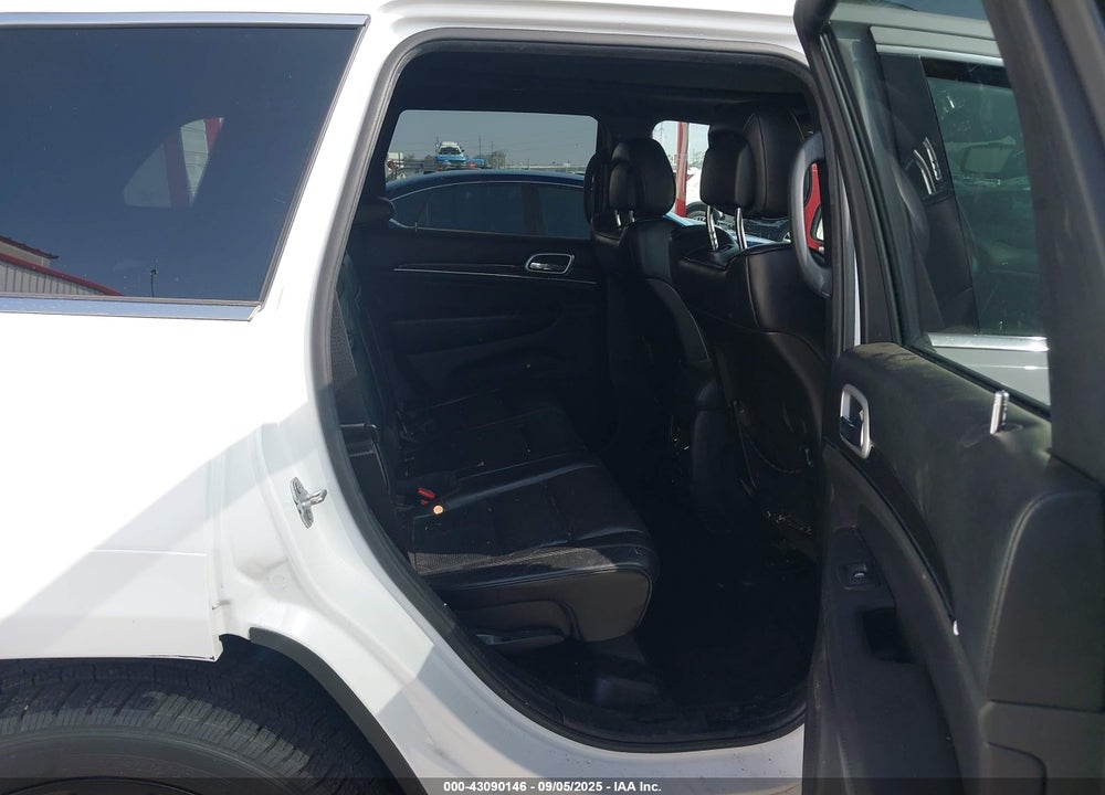 2016 JEEP GRAND CHEROKEE VIN: 1C4RJECG2GC480125