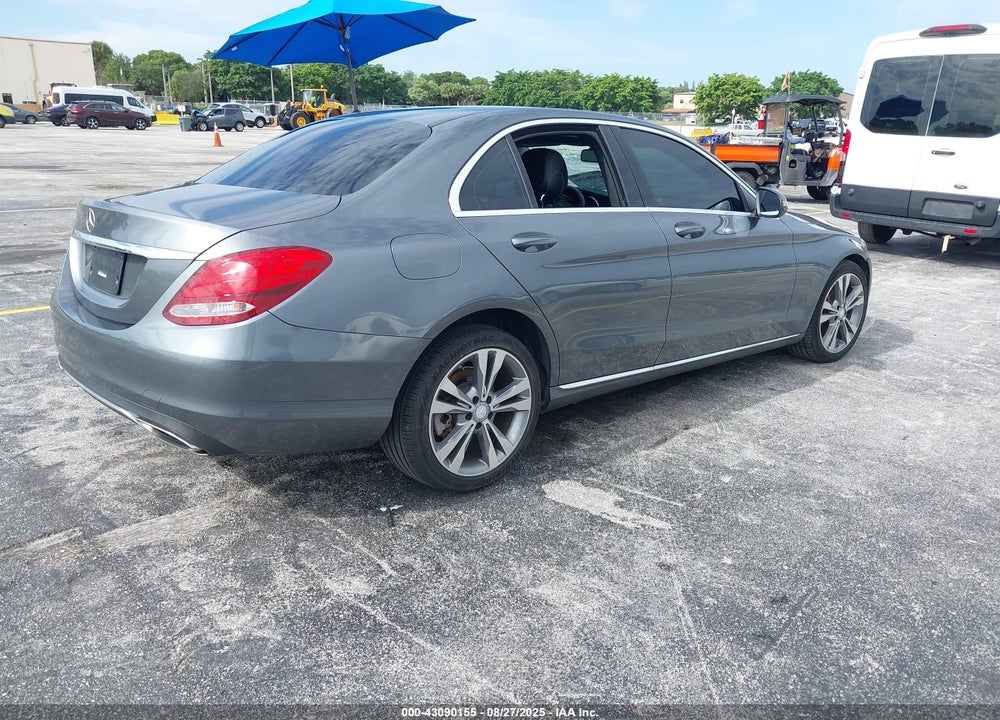 2017 MERCEDES-BENZ C 300 VIN: 55SWF4JB5HU189000