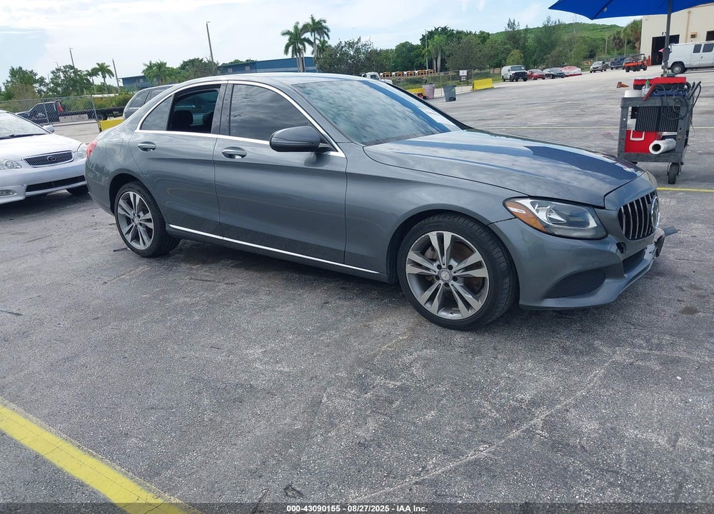 2017 MERCEDES-BENZ C 300 VIN: 55SWF4JB5HU189000