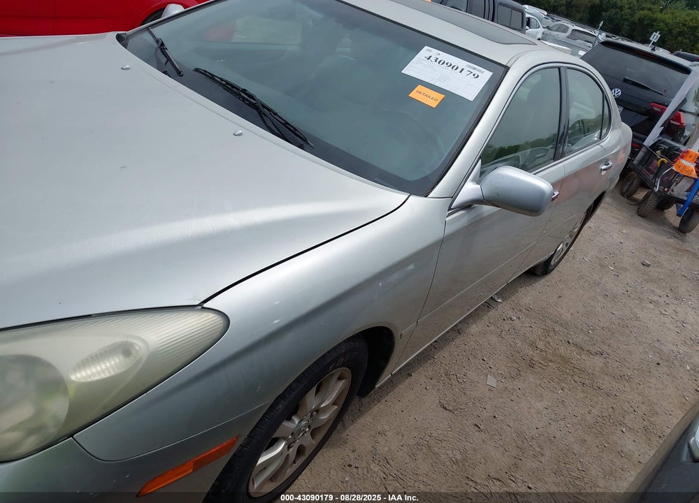 2004 LEXUS ES 330 VIN: JTHBA30G345025020