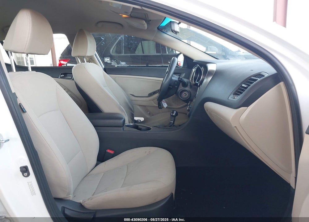 2015 KIA OPTIMA VIN: KNAGM4A70F5663258