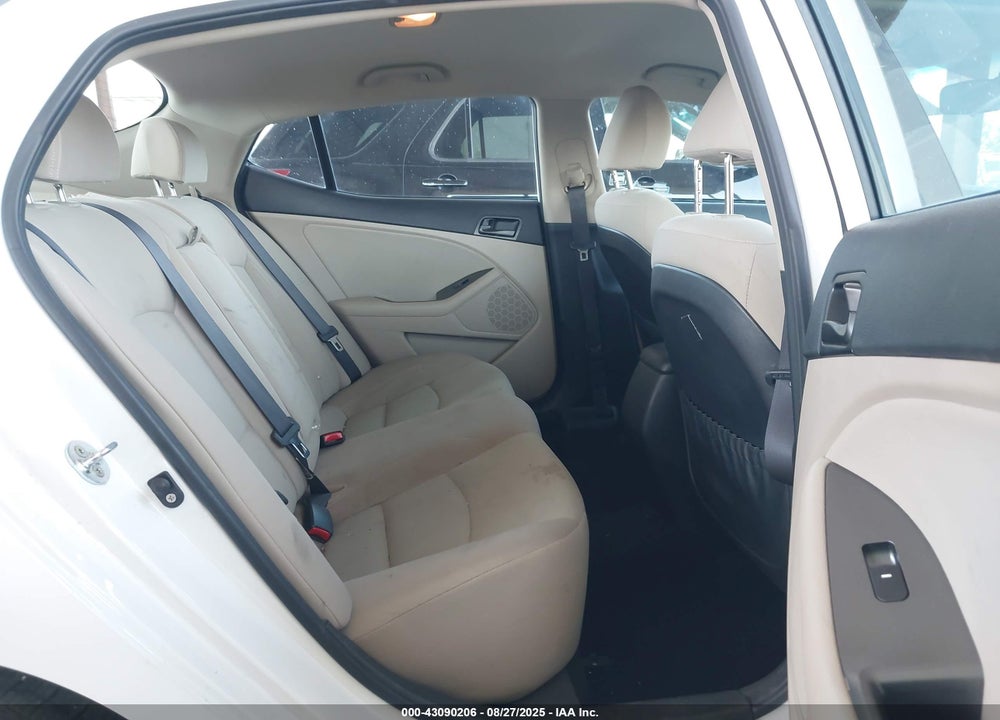 2015 KIA OPTIMA VIN: KNAGM4A70F5663258